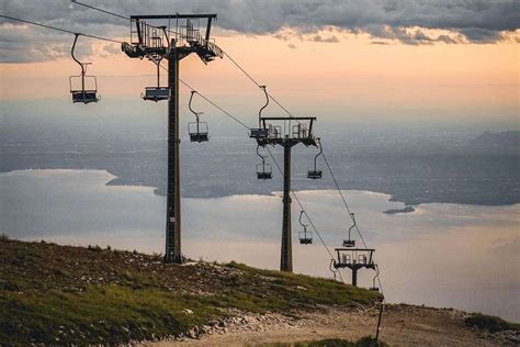 Prada – Costabella cable car to climb south Monte Baldo.